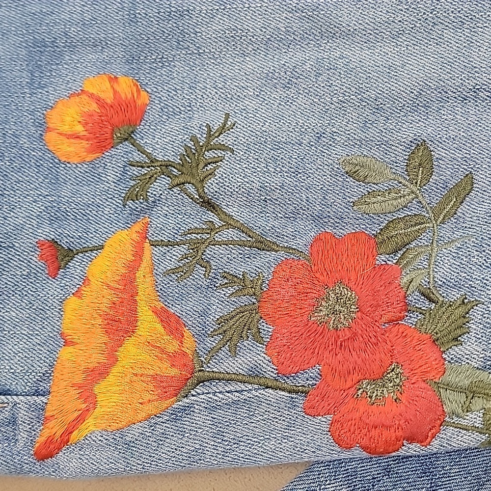 Limited Edition Levi's 721 Blue Jeans with Floral Poppy Embroidery Size 32 EUC - Picture 2 of 16